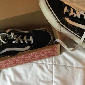 Size 5.5 black classic vans